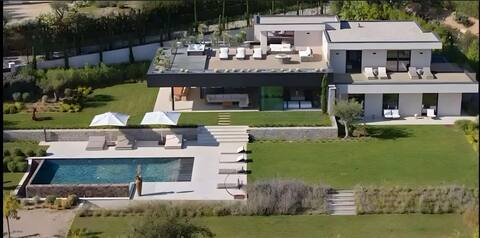 VILLA ELSA, Golfe de Saint Tropez, sublime sea view