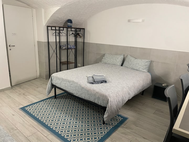 2. Graziosa Stanza Blu Milano Centro - Milan