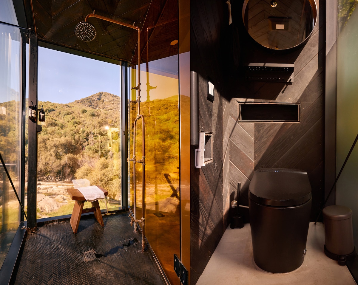 Infinite Luxury Mirror House | Hot Tub | Sauna - Tiny houses for