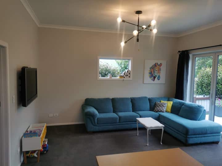 Home Living - In Richmond - Invercargill