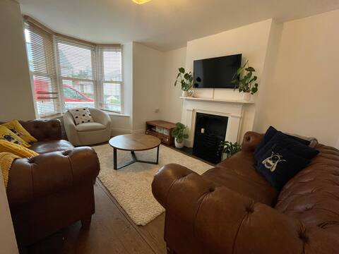 St Peter Port Victorian Cottage 4 Bedrooms