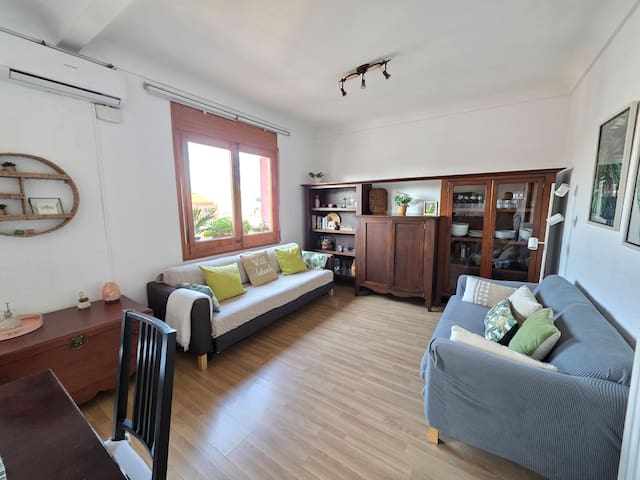 Comfortable apartment with Sagrada Familia Views