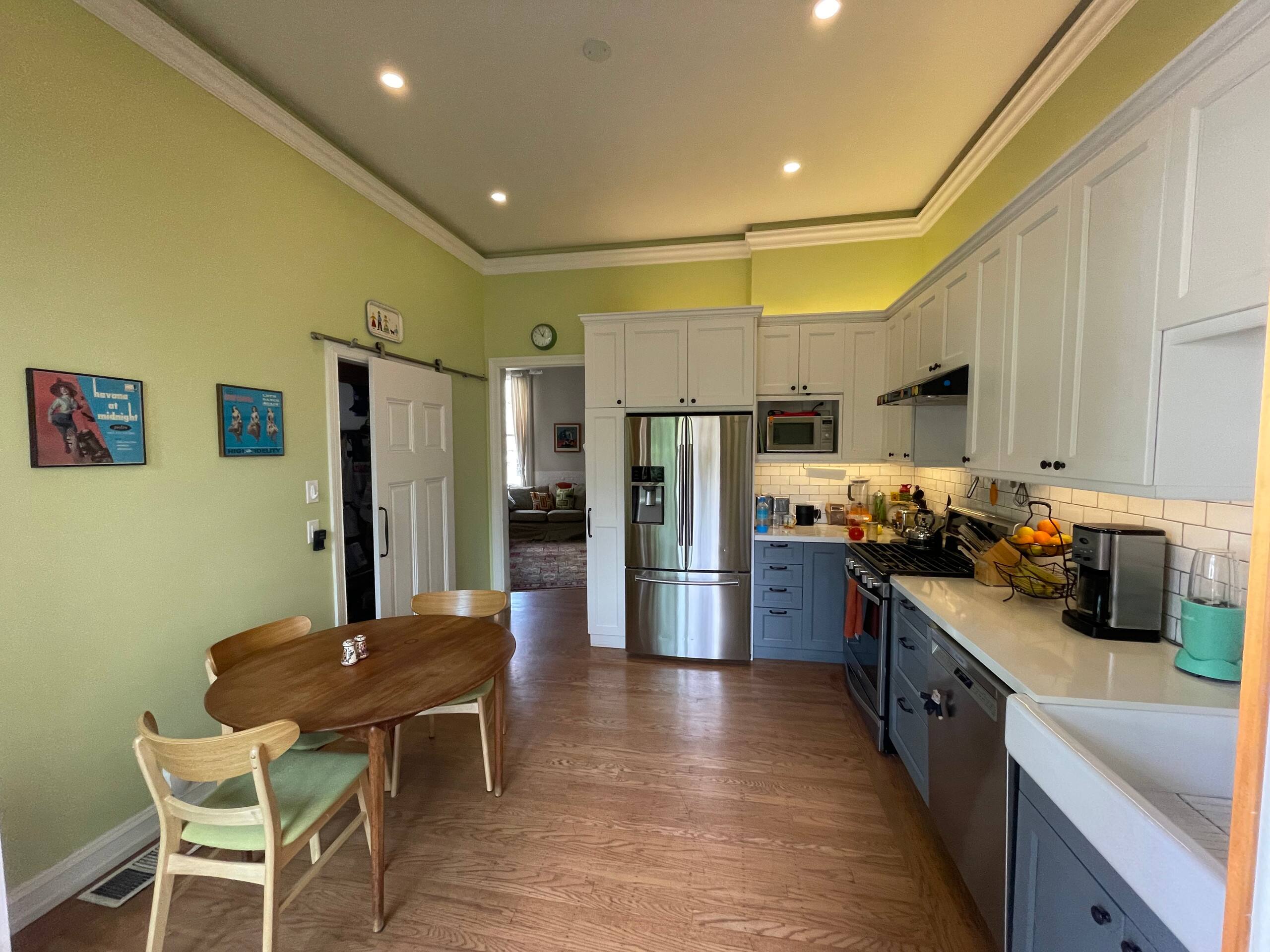 Home in San Francisco · ★4.55 · 3 bedrooms · 3 beds · 2.5 baths - Image 10