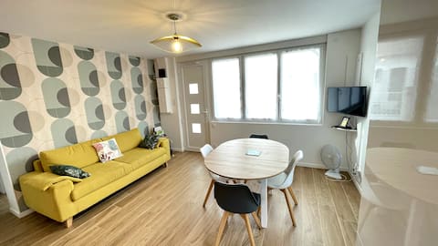 Propriété Airbnb réussie: House 500m beach/market encloses garden 2 bedrooms à Royan