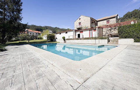 Casa das Señoritas, villa with garden and pool