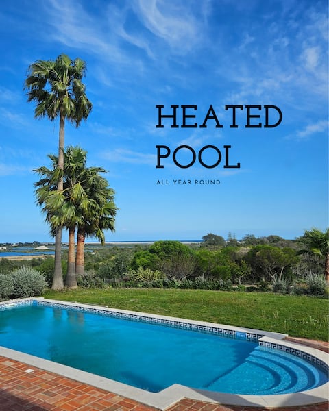 Villa Laguna - Charmy Villa with Heated Pool