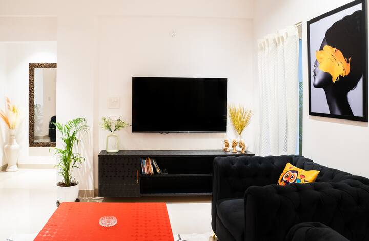 Living room image 2