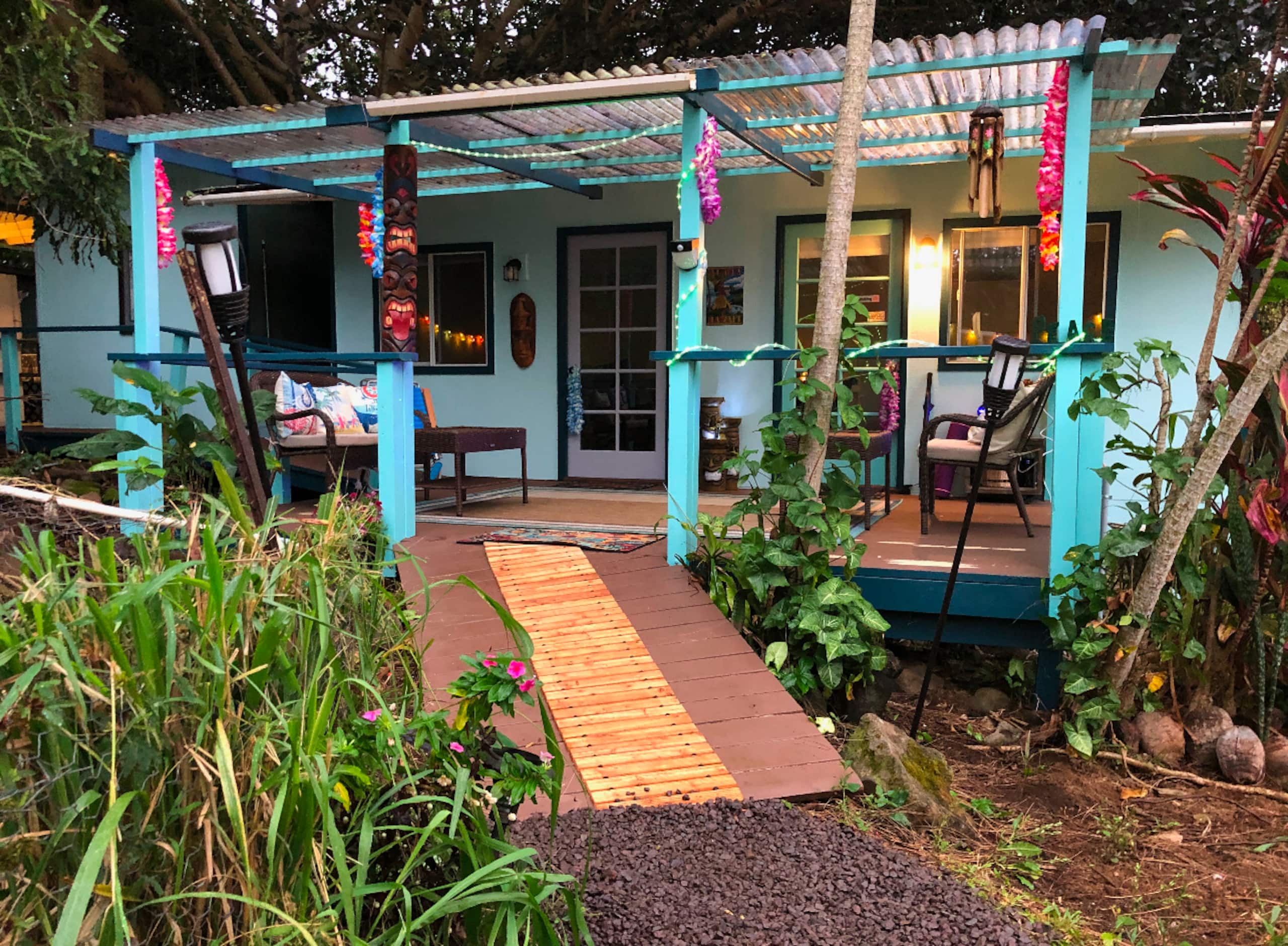 Guesthouse in Kealakekua · ★4.96 · 2 bedrooms · 2 beds · 1 private bath - Image 19