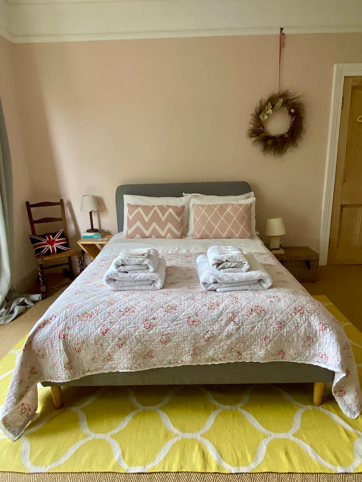 غرفة النوم 1