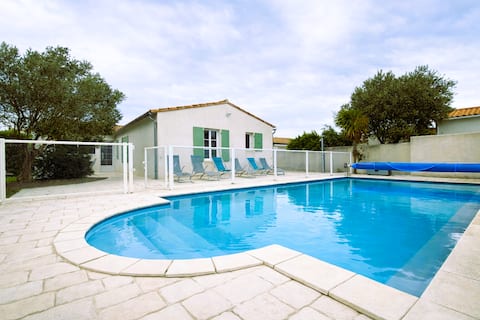 LARGE MORANDE HOUSE WITH PRIVATE POOL