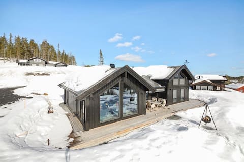New luxury cabin in the mountain 2 hours from Oslo