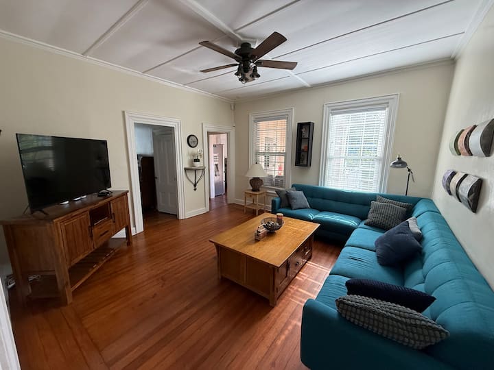 Modern 3 Br - Easy Access To Beaches And Downtown - Newport, RI