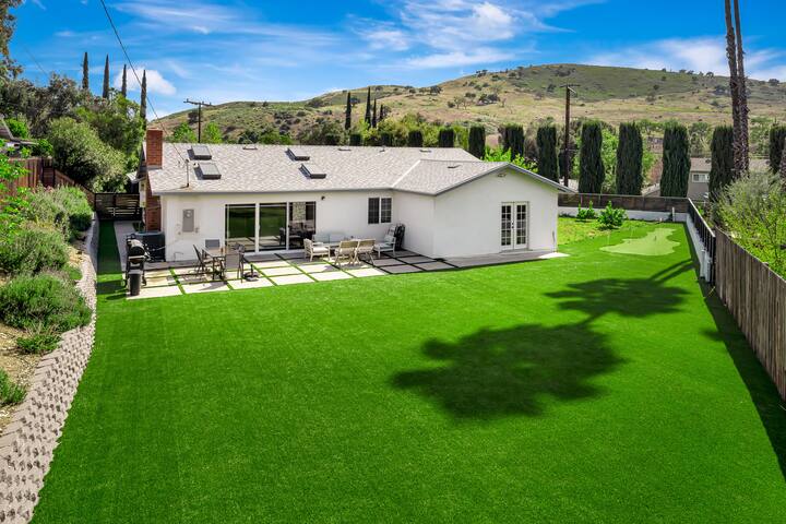 Luxury new remodeled Calabasas 4bd home gallery image 2