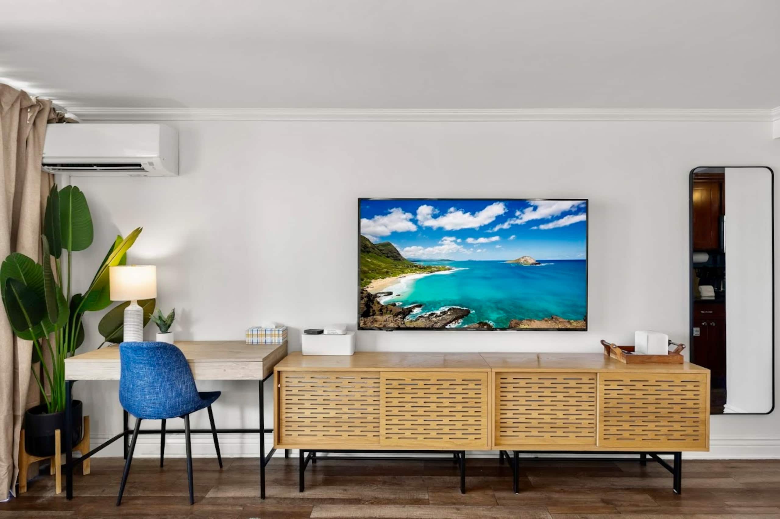 Condo in Honolulu · ★4.86 · Studio · 2 beds · 1 bath - Image 7