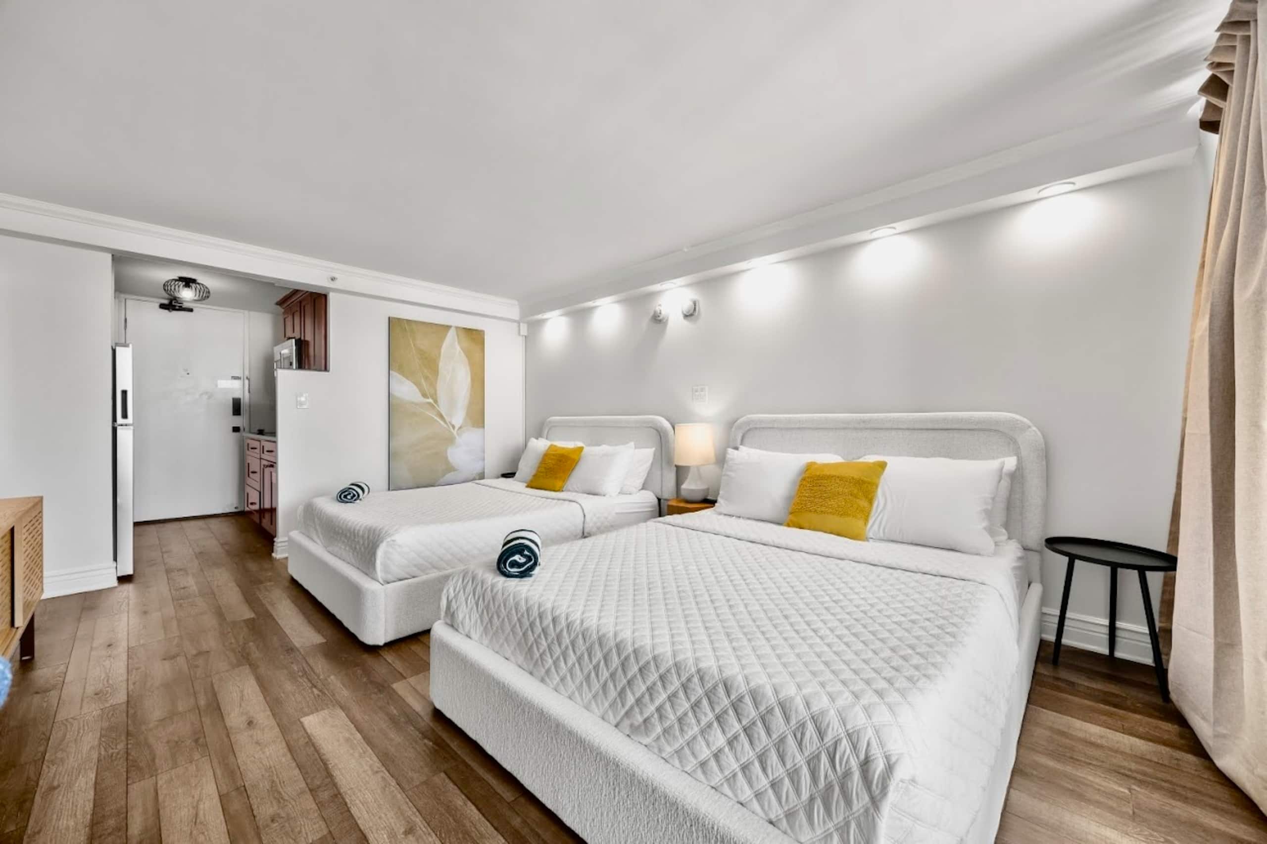 Condo in Honolulu · ★4.86 · Studio · 2 beds · 1 bath - Image 6