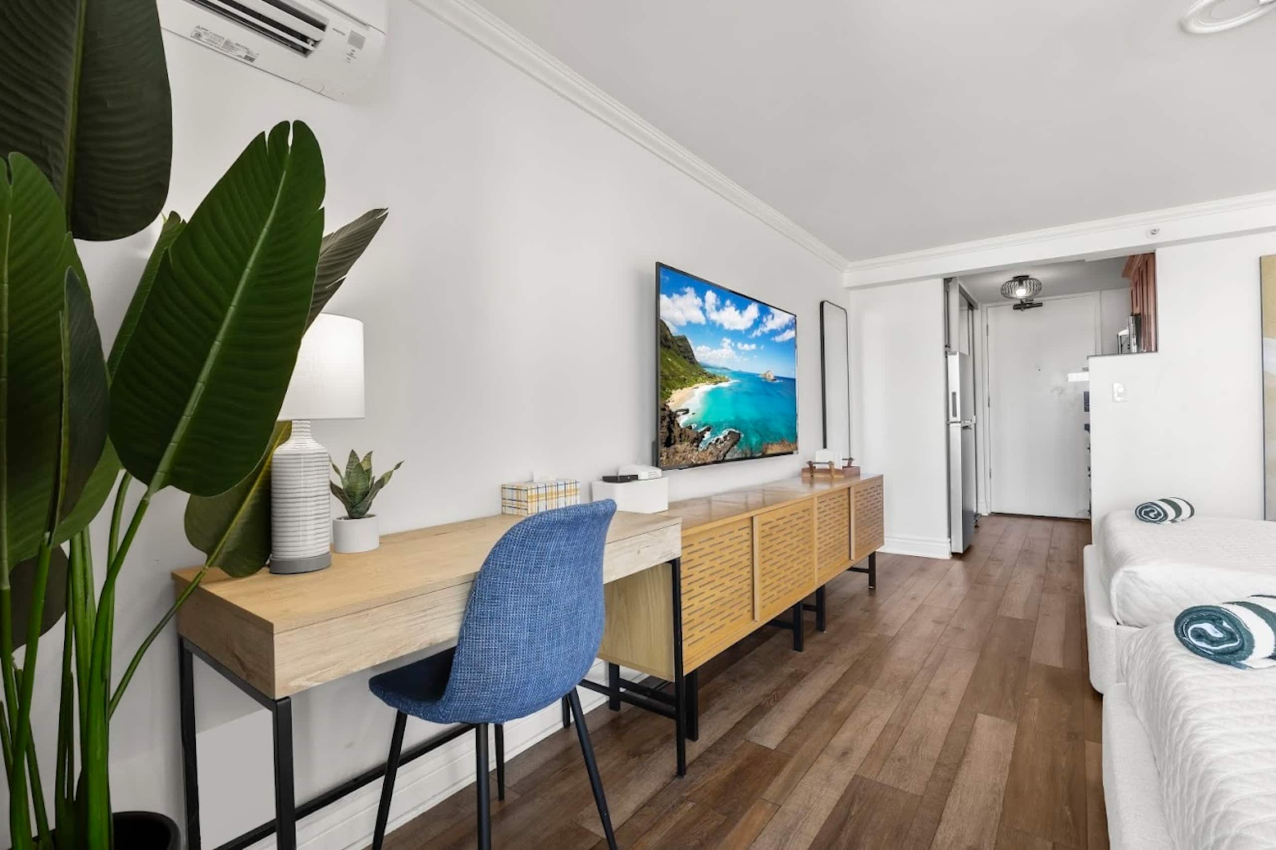 Condo in Honolulu · ★4.86 · Studio · 2 beds · 1 bath - Image 9