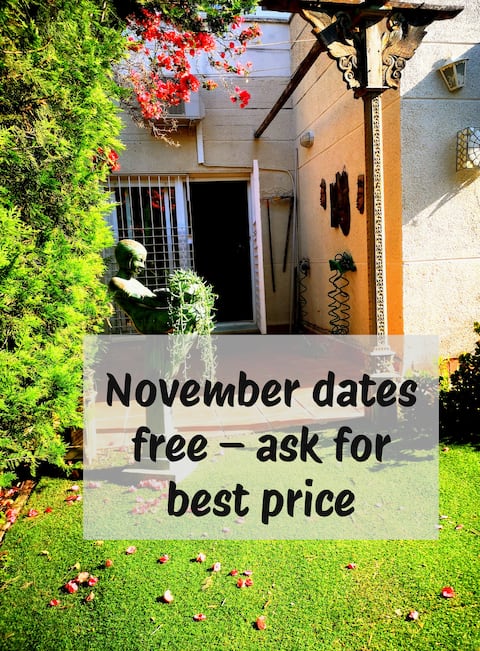 €100 per day, all included, 4 people + cleaning