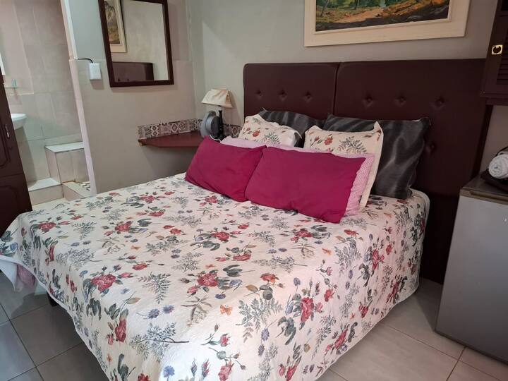 No.1 Private Room With En Suite Bathroom - Zeerust