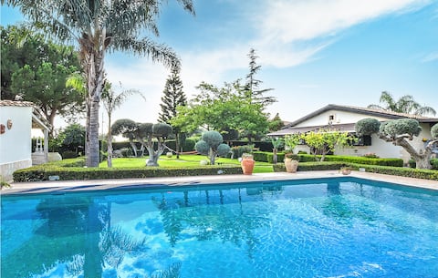 Stunning home in Chiaramonte Gulfi