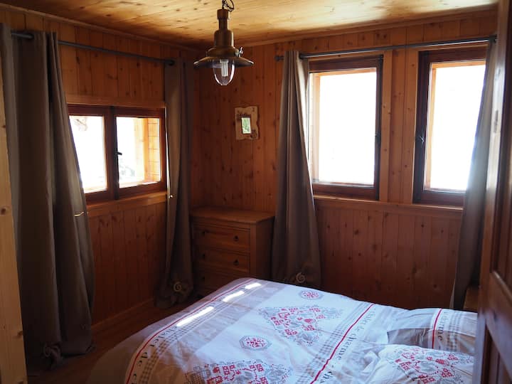 غرفة النوم 1