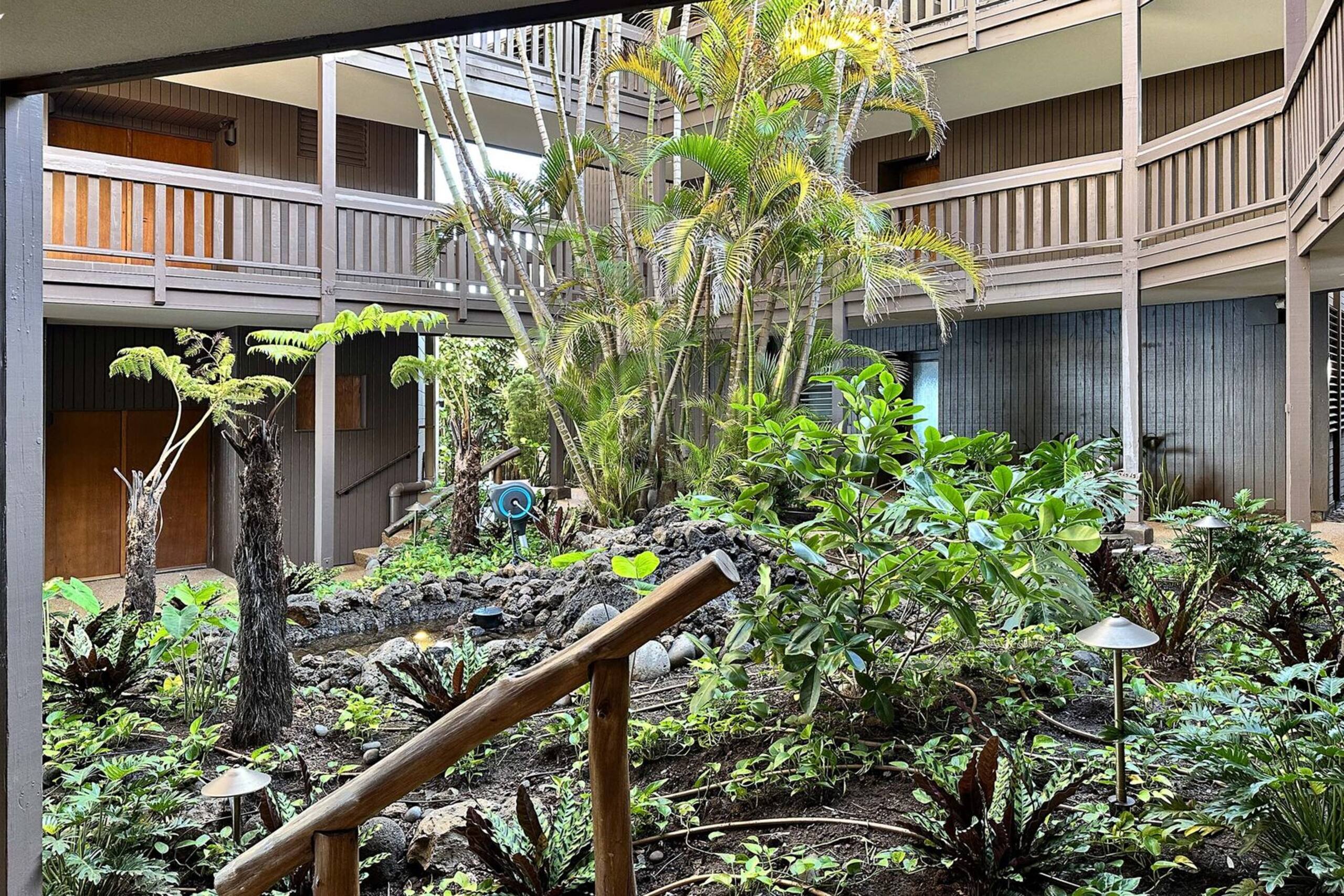 Condo in Kihei · ★4.69 · 2 bedrooms · 4 beds · 2 private baths - Image 25