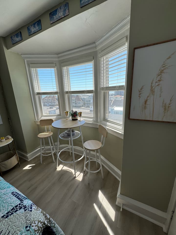 Ocean View-newly Renovated-500 Steps To The Beach! - Ocean City, NJ