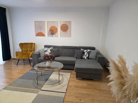 Central Urban Apartment with Underground Parking