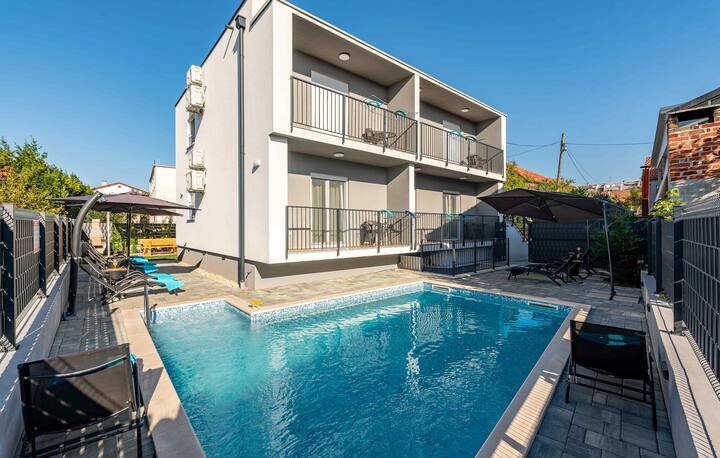 Awesome Apartment In Zadar With Wifi - Zadar