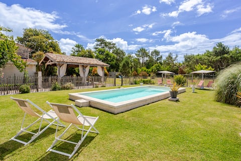 Cosy house swimming pool near Lake Ocean Vineyards