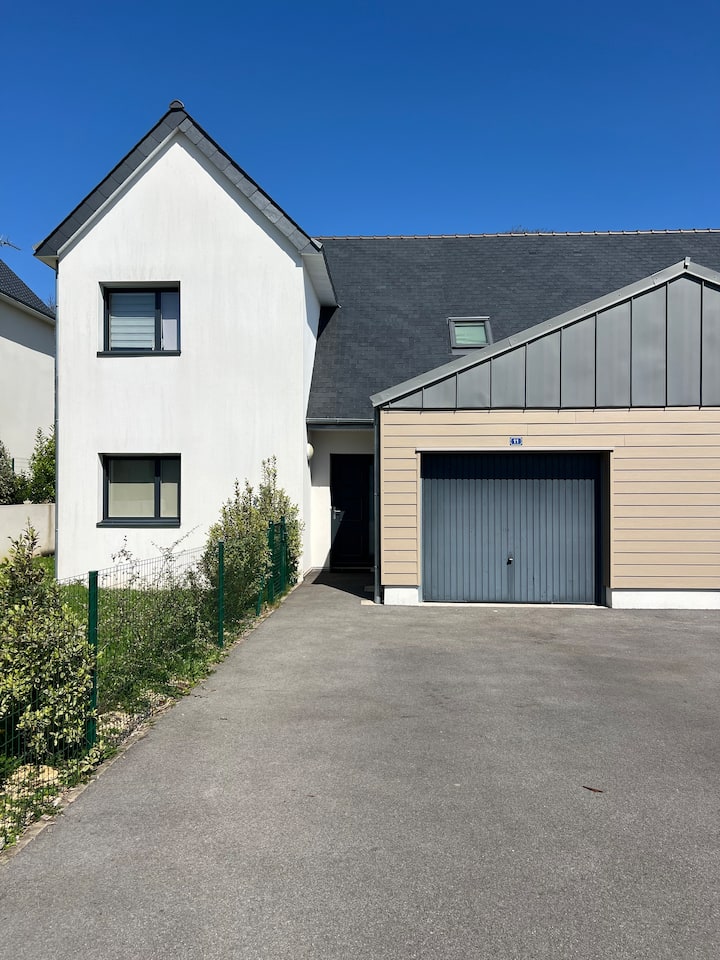 La Maison Des Familles -Jardin & Route Des Plages - Quimper