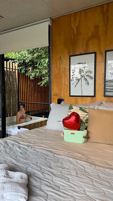 Bedroom image 13 at Casa Natu Ilhabela Studio Feiticeira with Jacuzzi in Ilhabela