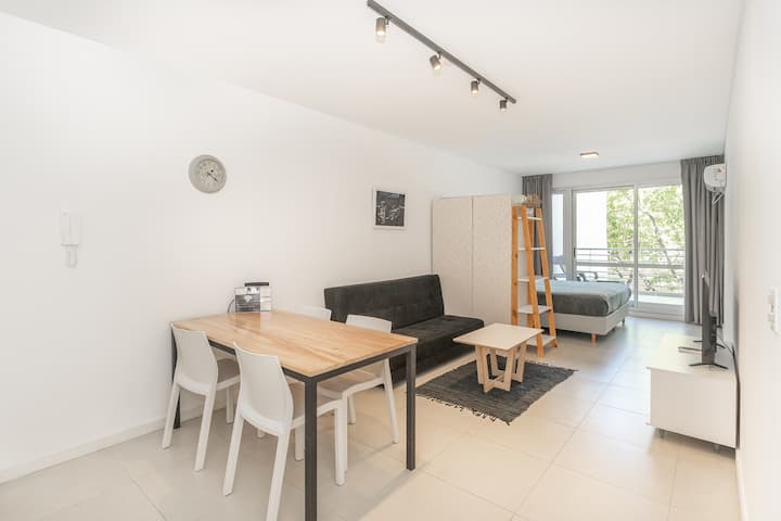 Espectacular Departamento Con Patio/balcón Terraza - San Martín, Argentina