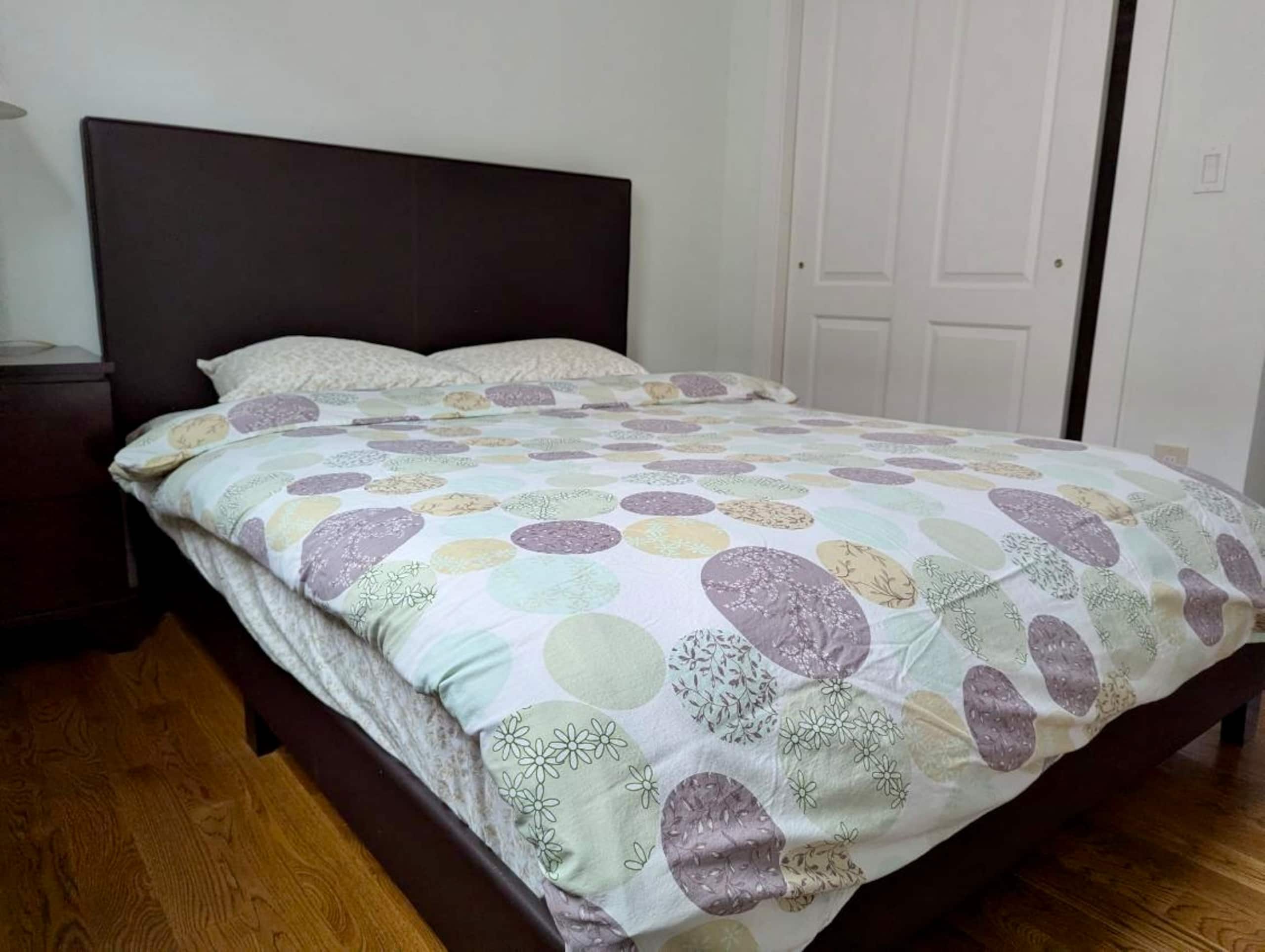 Home in San Francisco · ★4.92 · 3 bedrooms · 3 beds · 2 baths - Image 18