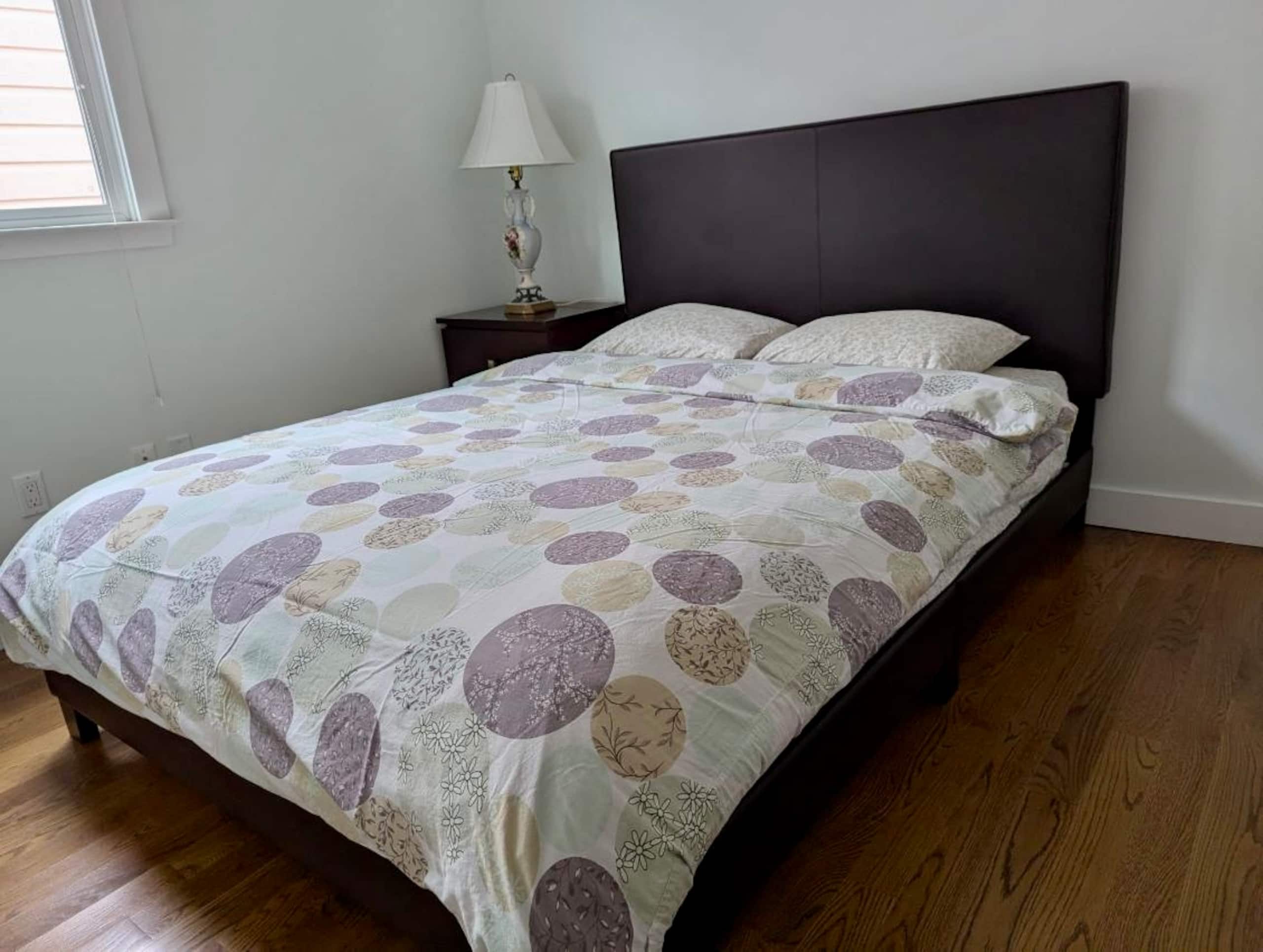 Home in San Francisco · ★4.92 · 3 bedrooms · 3 beds · 2 baths - Image 16
