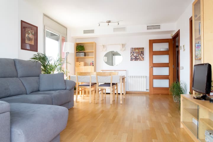 Central Lodgement With Exterior Views - Sabadell