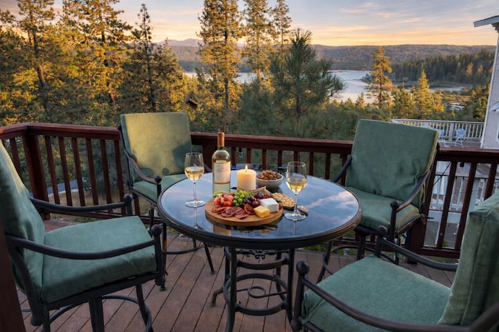 Large Lake View 4 Bedroom Home. - Big Bear Lake, CA