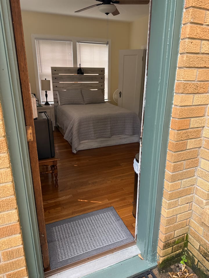 Boarder’s Room In Tyler’s Azalea District - タイラー, TX