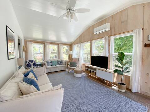 Top performing Airbnb: Charming Chatham Cottage - Walk to the Beach! in West Chatham