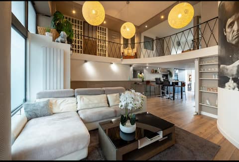 Le Loft, Lorient center, jacuzzi and cinema room