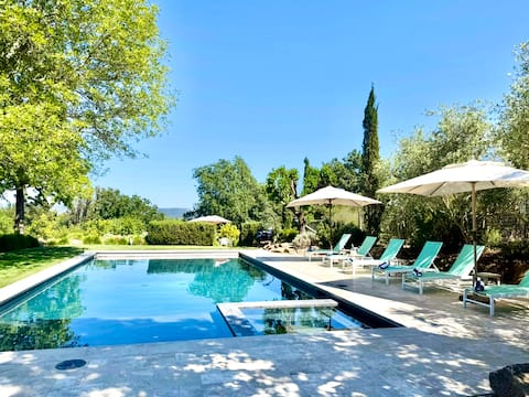 Peaceful Wine Country Farmhouse-Pool, Spa & Views