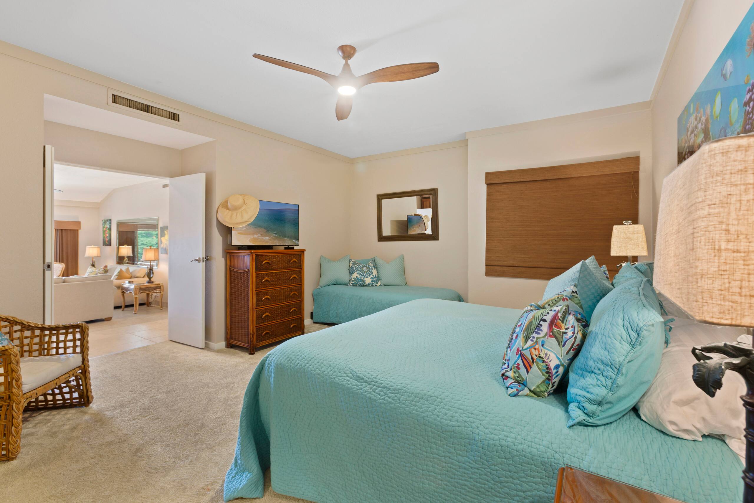 Condo in Lahaina · ★4.89 · 2 bedrooms · 3 beds · 2 baths - Image 15