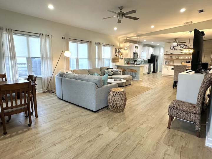 4br Beach Retreat*hot Tub*fire Pit*ping Pong - Orange Beach, AL