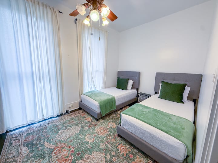 5th bedroom, two twins, second floor.