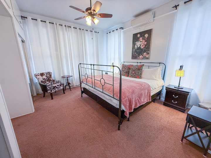 8th bedroom suite, king bed, second floor.