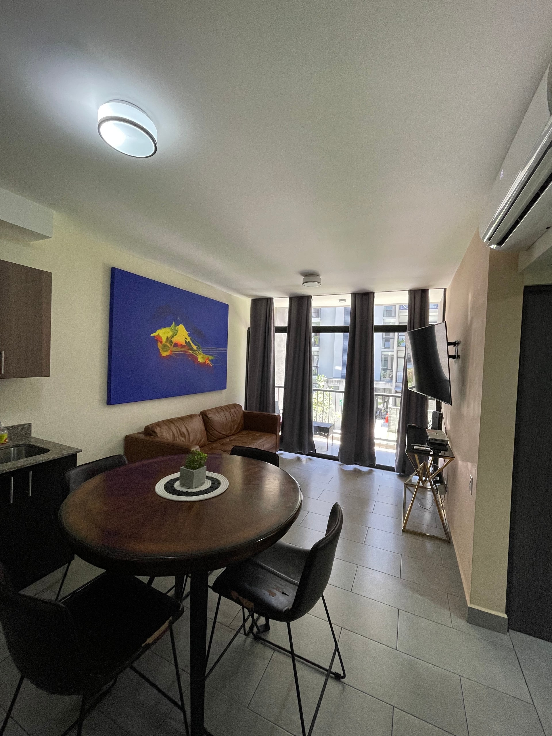 Exclusive apartment with services included