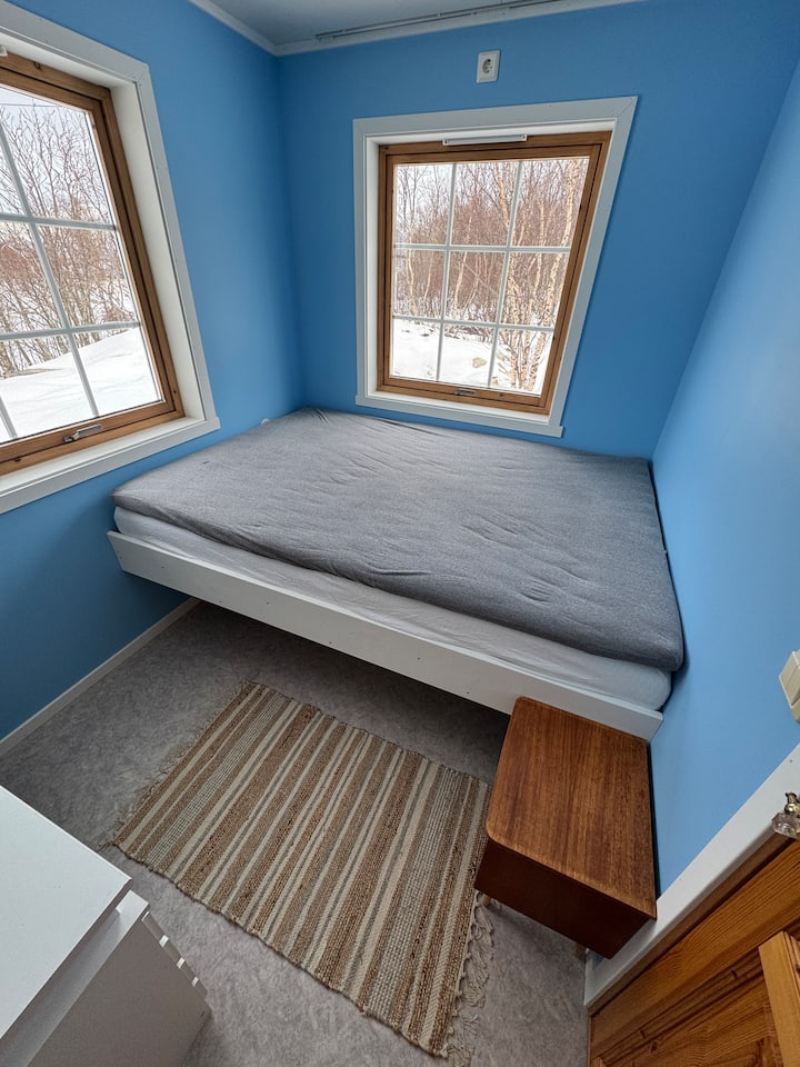 غرفة النوم 2