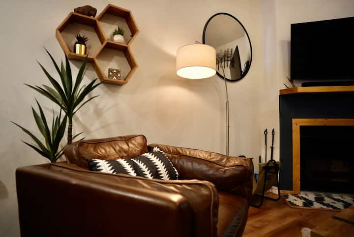 Denver's Luxury Chalet | 2br Walk To Slopes & Food - Angel Fire, NM