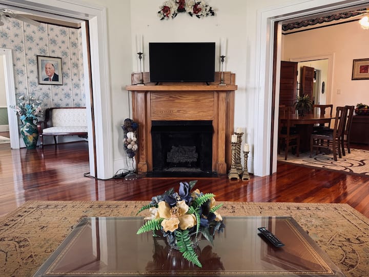 Farm Stay-pond Fishing-spacious 1920 Home - Alabama