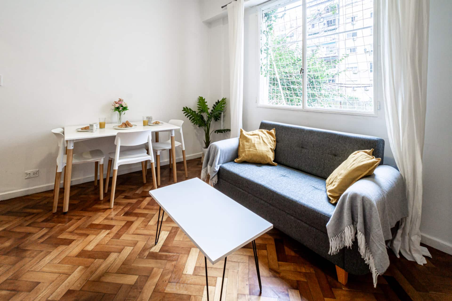 Квартира с 2 спальнями и кабинетом в Recoleta