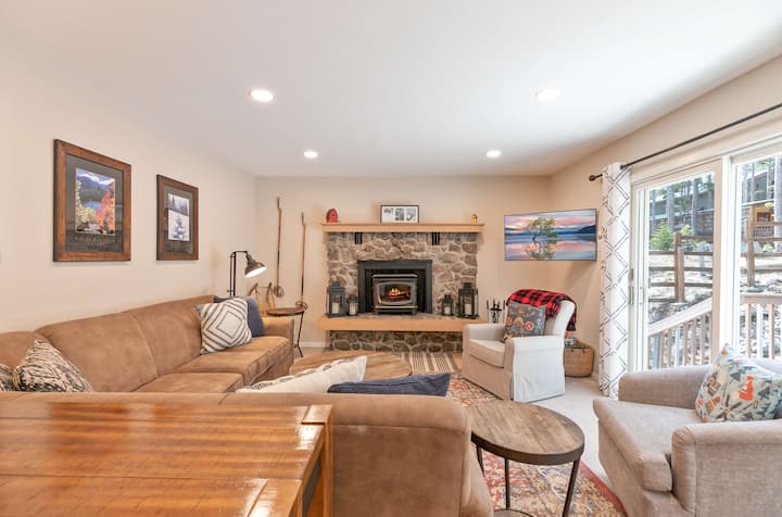 Quicksilver Chalet: Hot Tub, Sleeps 10 - Breckenridge, CO